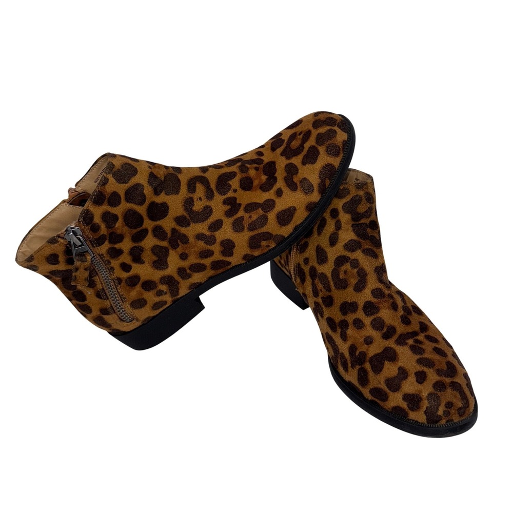 Women's Leopard Print 2 Zip Low Heel Ankle Bootie Sz 7 Preppy Office Boho